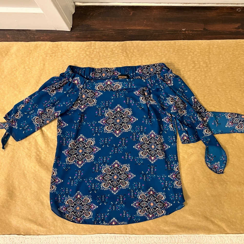 Off the shoulder 3/4 top